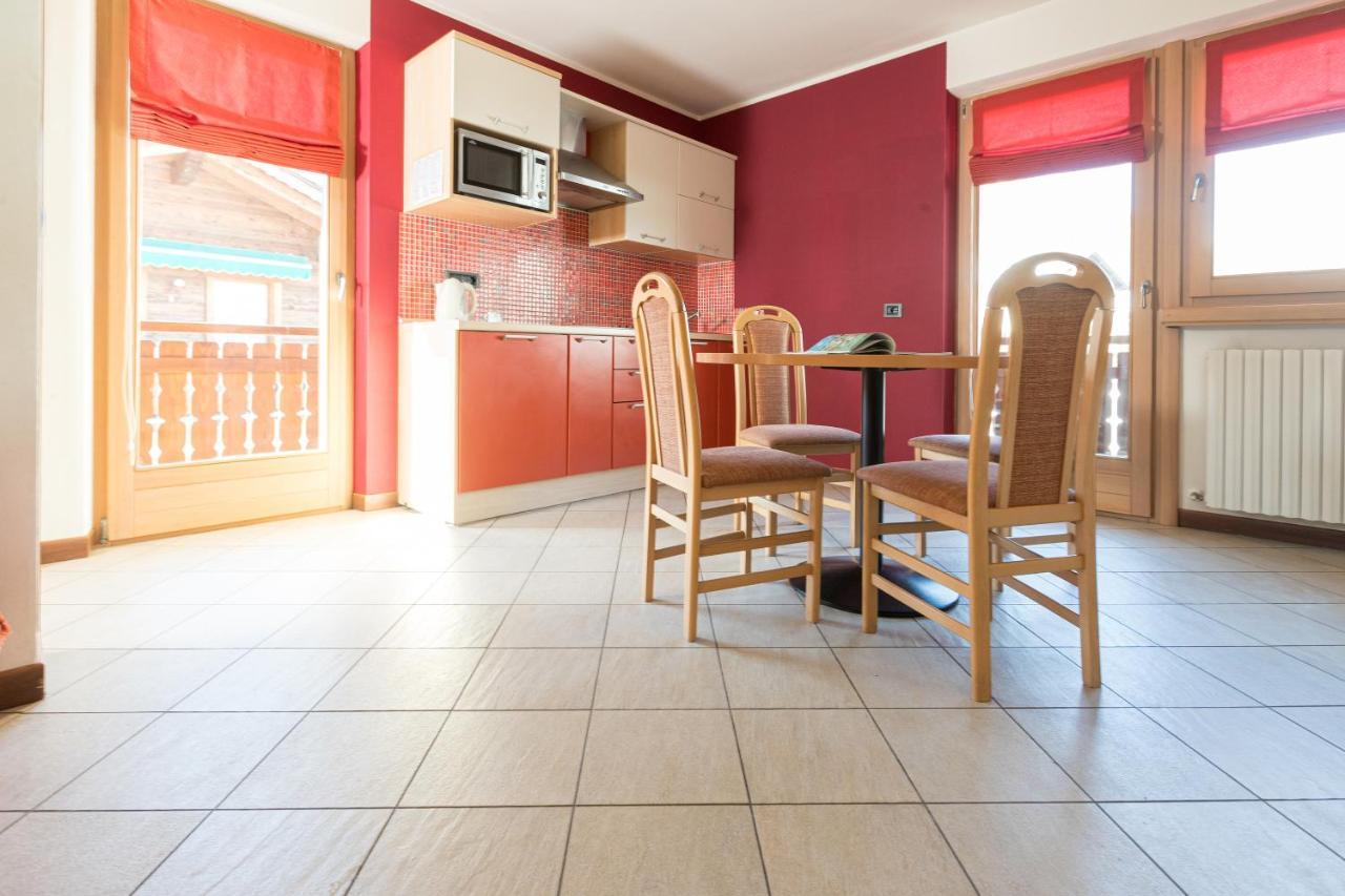 Chalet Kiara - Appartamenti Abar Livigno Dış mekan fotoğraf