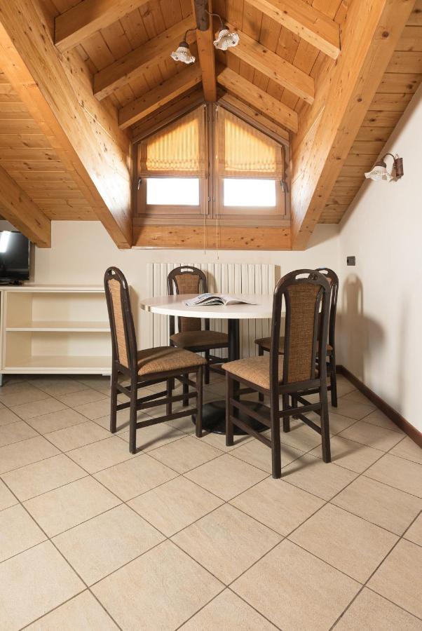 Chalet Kiara - Appartamenti Abar Livigno Dış mekan fotoğraf