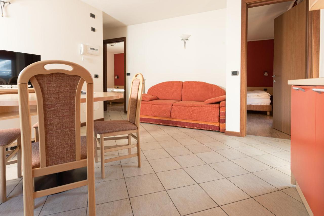 Chalet Kiara - Appartamenti Abar Livigno Dış mekan fotoğraf