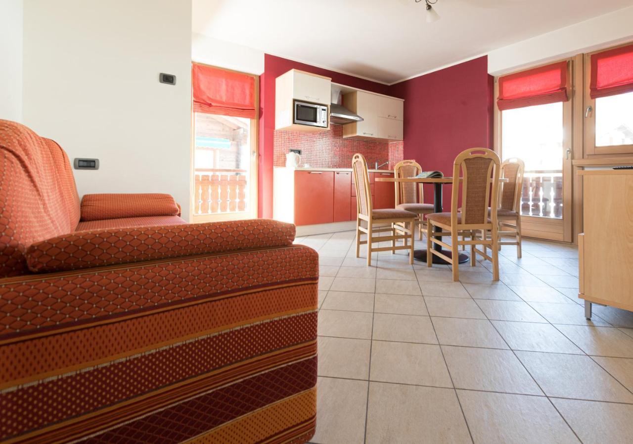 Chalet Kiara - Appartamenti Abar Livigno Dış mekan fotoğraf