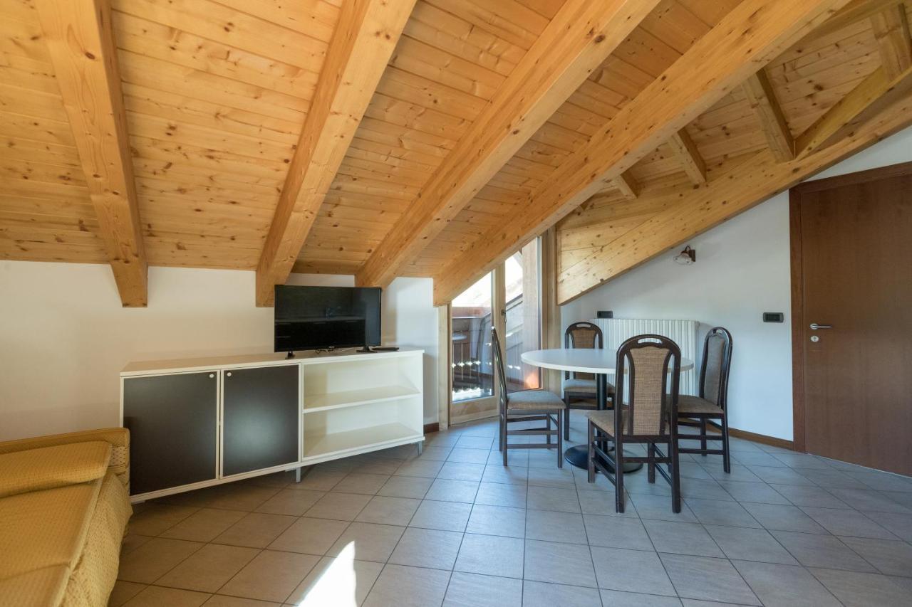 Chalet Kiara - Appartamenti Abar Livigno Dış mekan fotoğraf